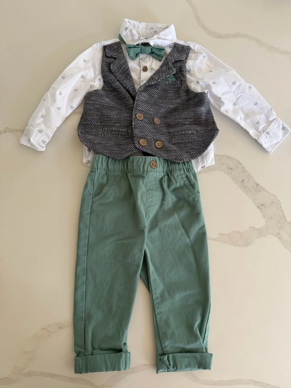 Green Bow Tie & Pants Formal Set with Gray Vest